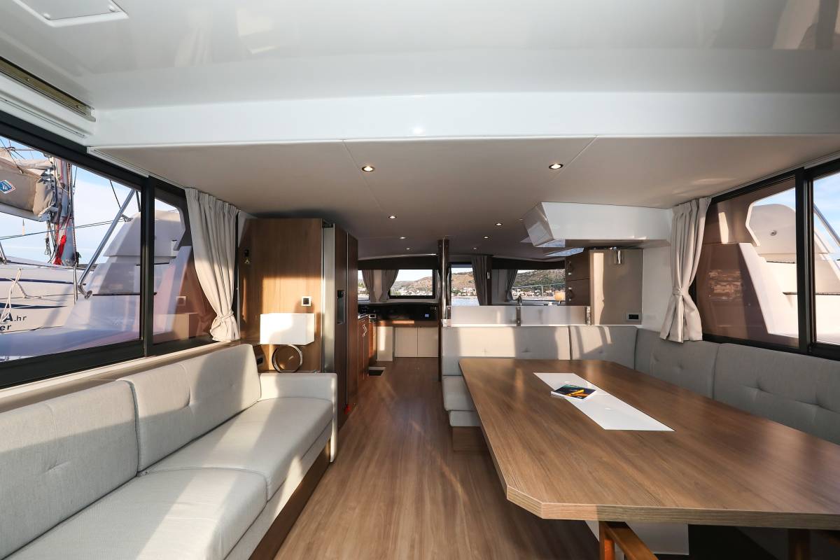 Bali 4.8, Carpe Diem | Yacht Charter Croatia