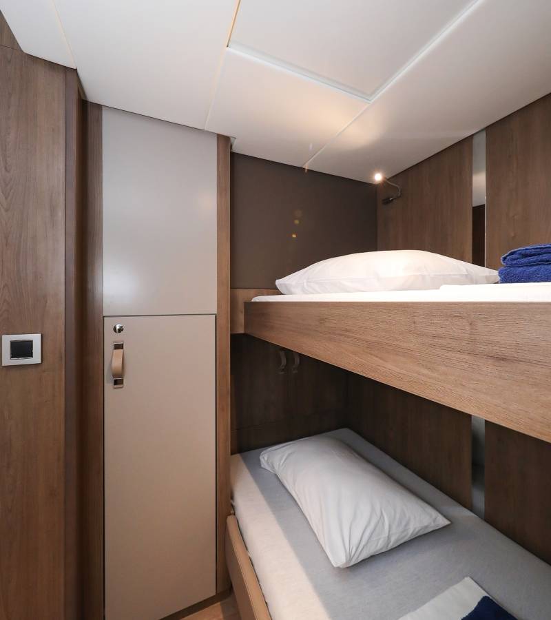 Bali 4.8, Carpe Diem | Yacht Charter Croatia