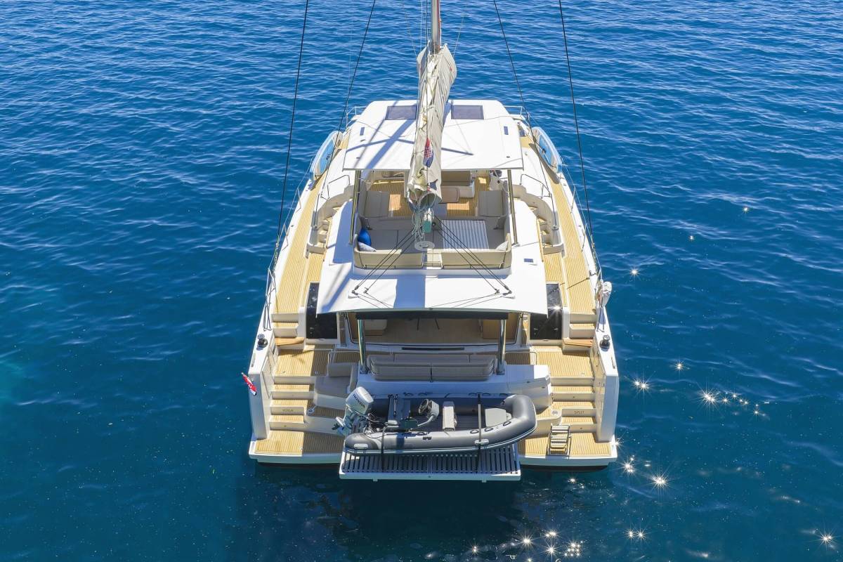 Bali 5.2, VoilĂ ! | Yacht Charter Croatia