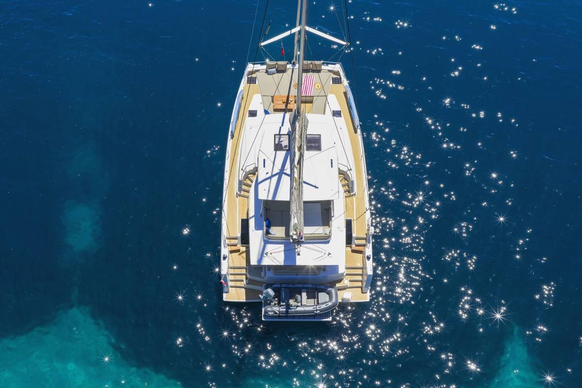 Bali 5.2, VoilĂ ! | Yacht Charter Croatia