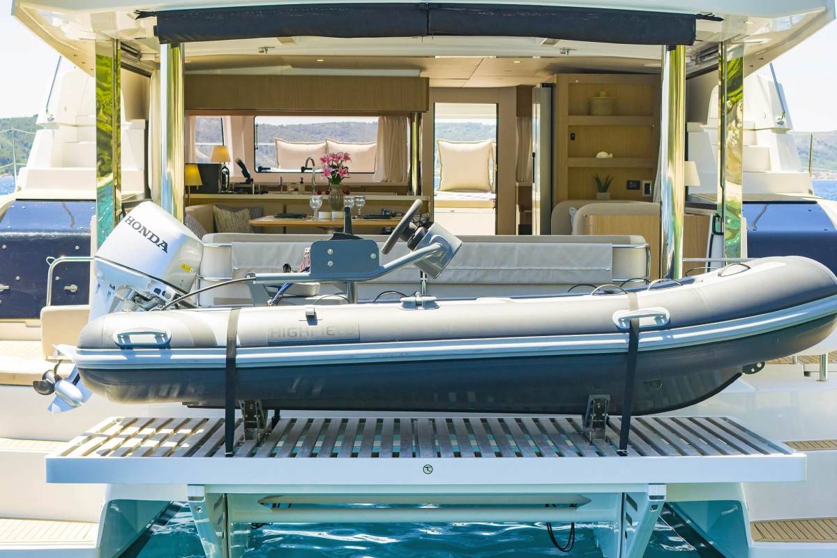 Bali 5.2, VoilĂ ! | Yacht Charter Croatia