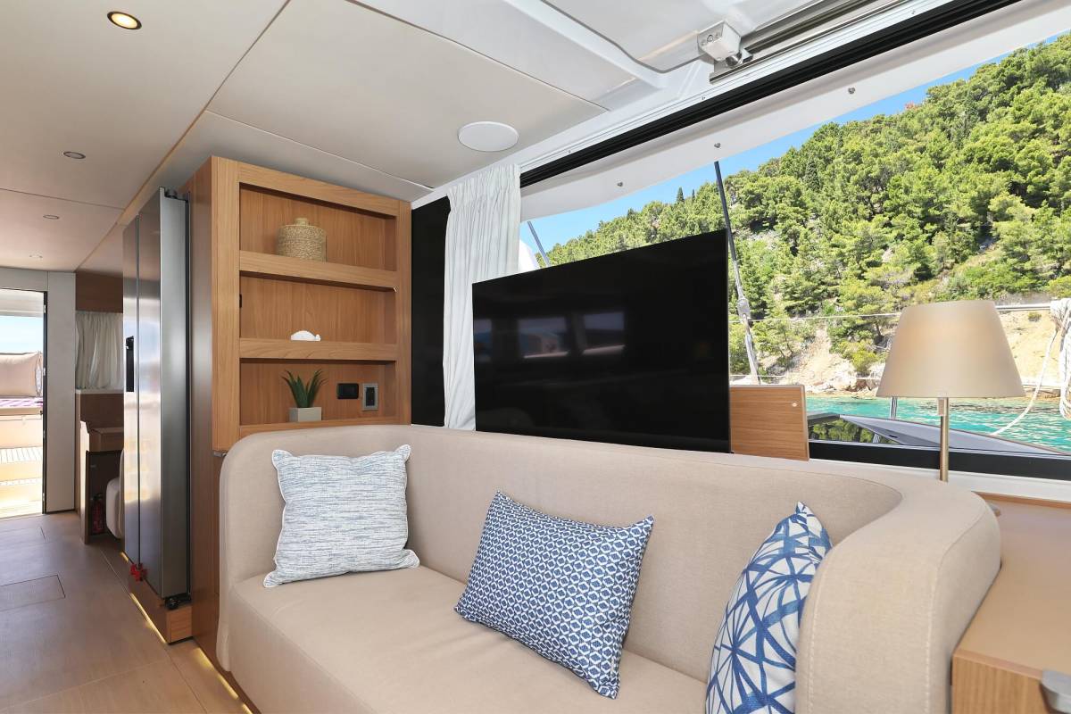 Bali 5.2, VoilĂ ! | Yacht Charter Croatia