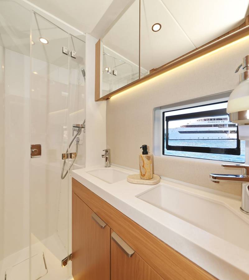 Bali 5.2, VoilĂ ! | Yacht Charter Croatia