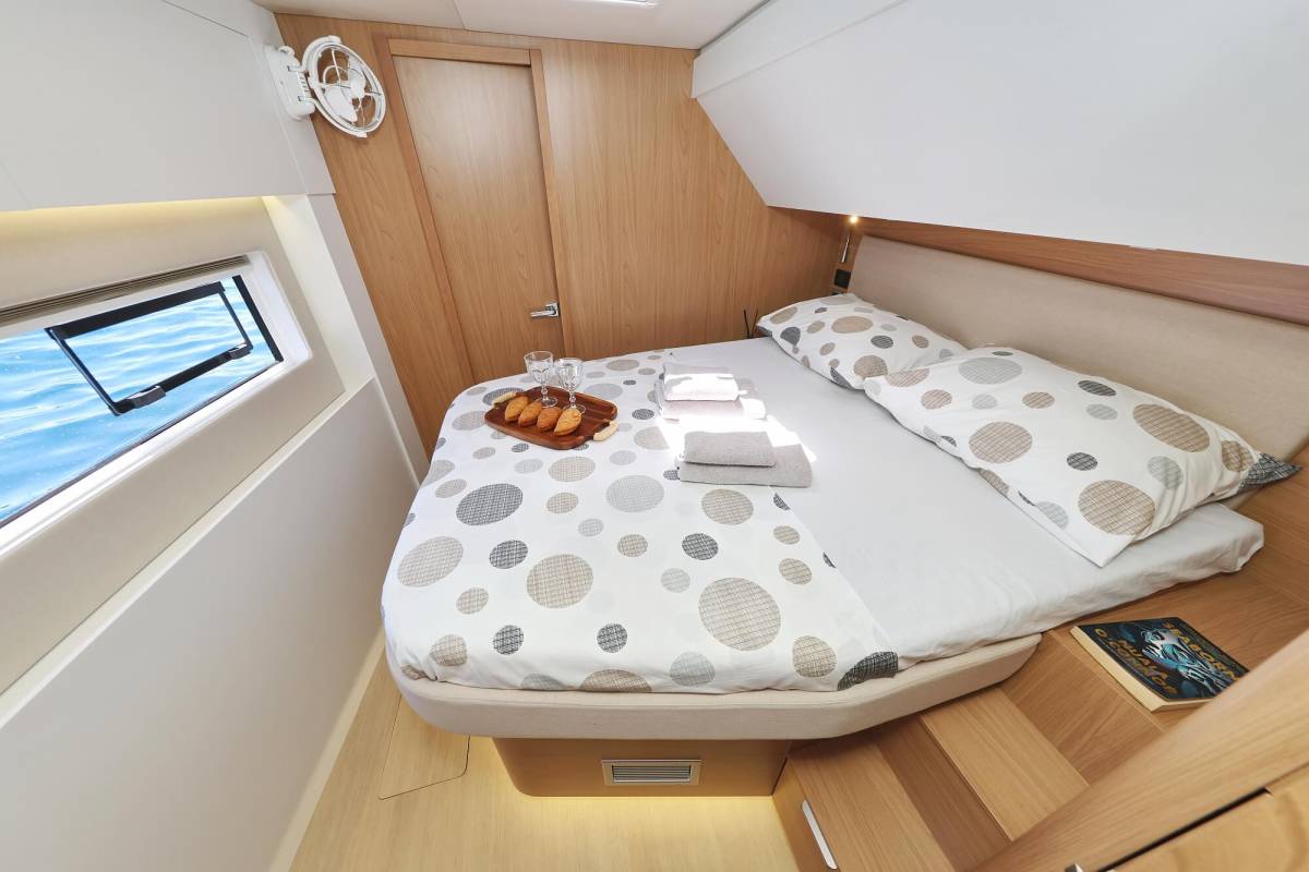 Bali 5.2, VoilĂ ! | Yacht Charter Croatia