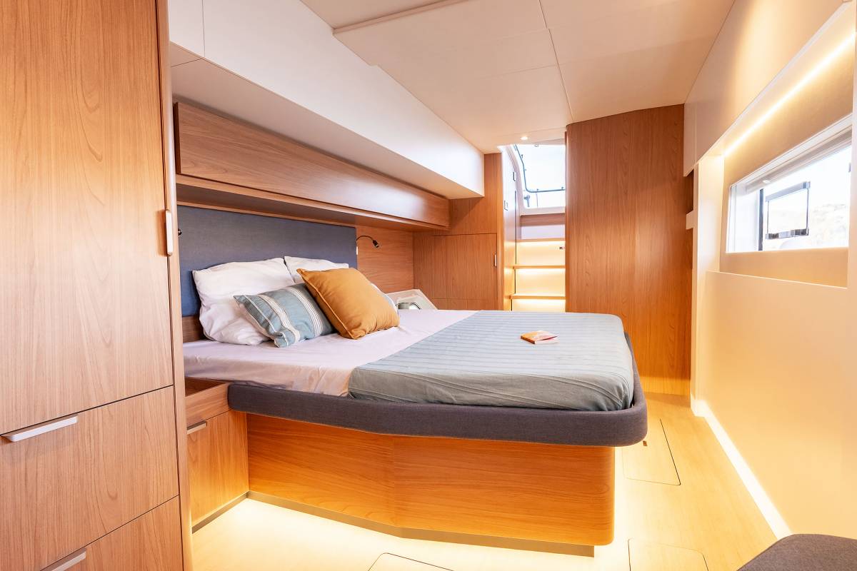 Bali 5.2, Lumière | Yacht Charter Croatia