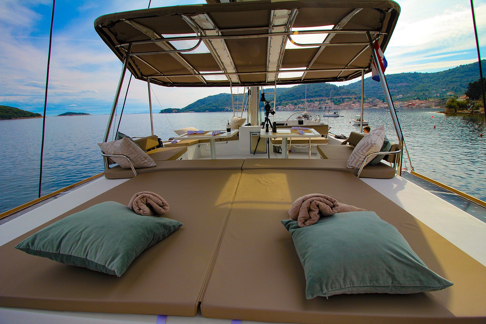 Bali 5.4, Namaste of Bali | Yacht Charter Croatia