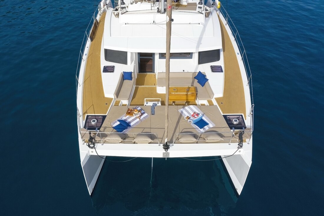 Bali 5.4, Marea I | Yacht Charter Croatia