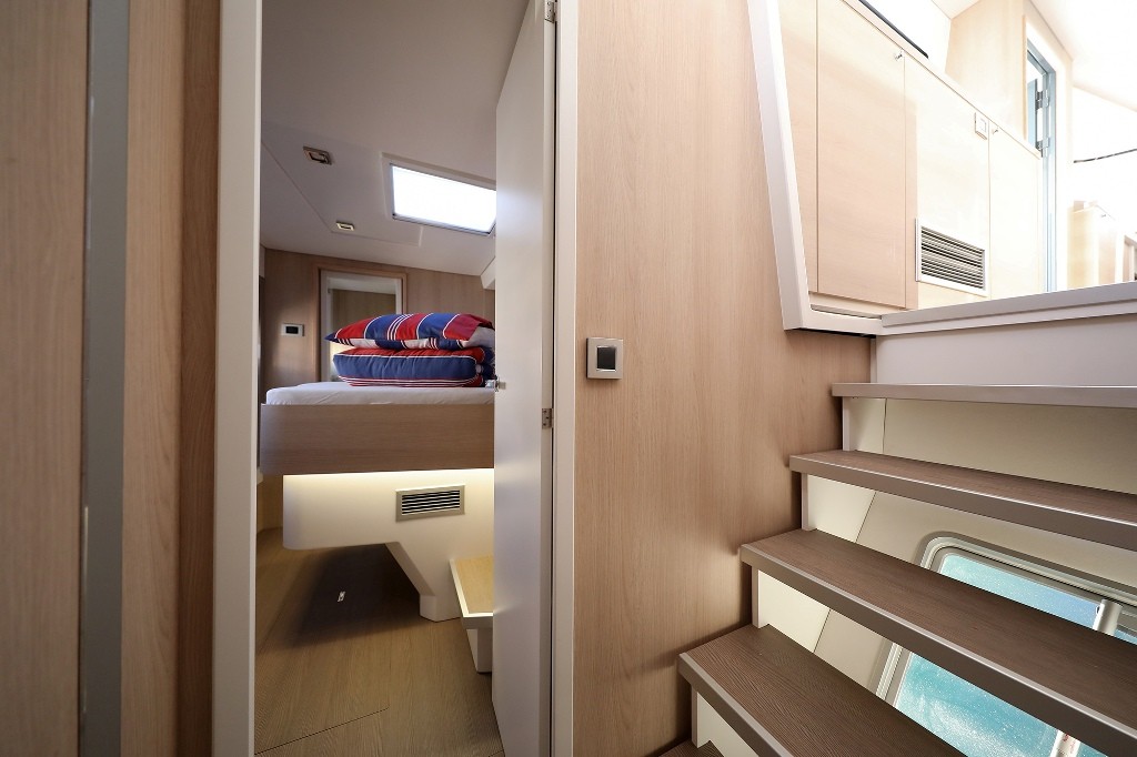 Bali 5.4, Lalounge | Yachtcharter Kroatien