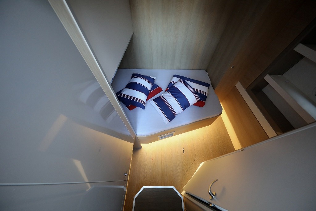 Bali 5.4, Lalounge | Yachtcharter Kroatien