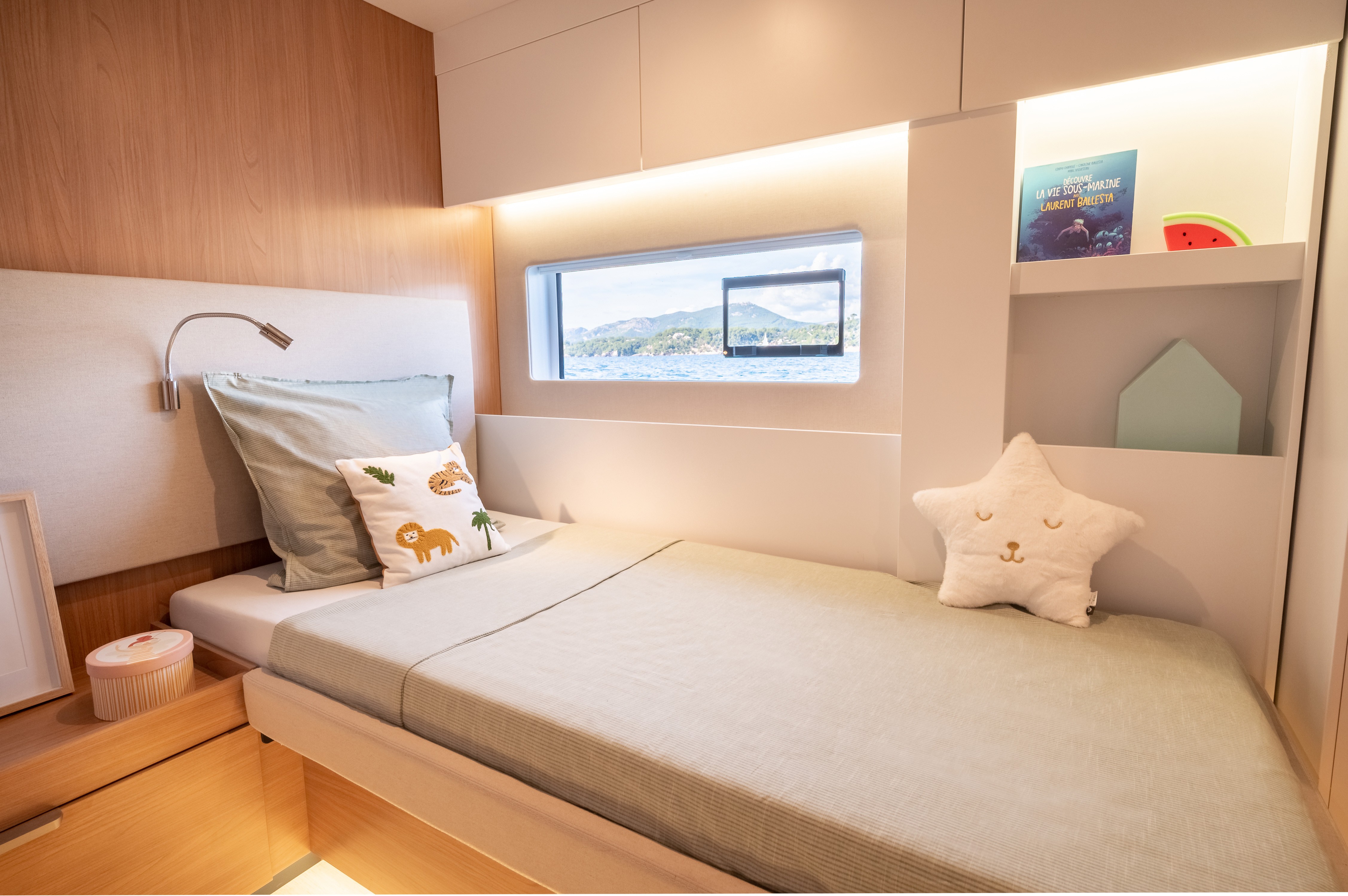 Bali 5.8, #002 | Yacht Charter Croatia