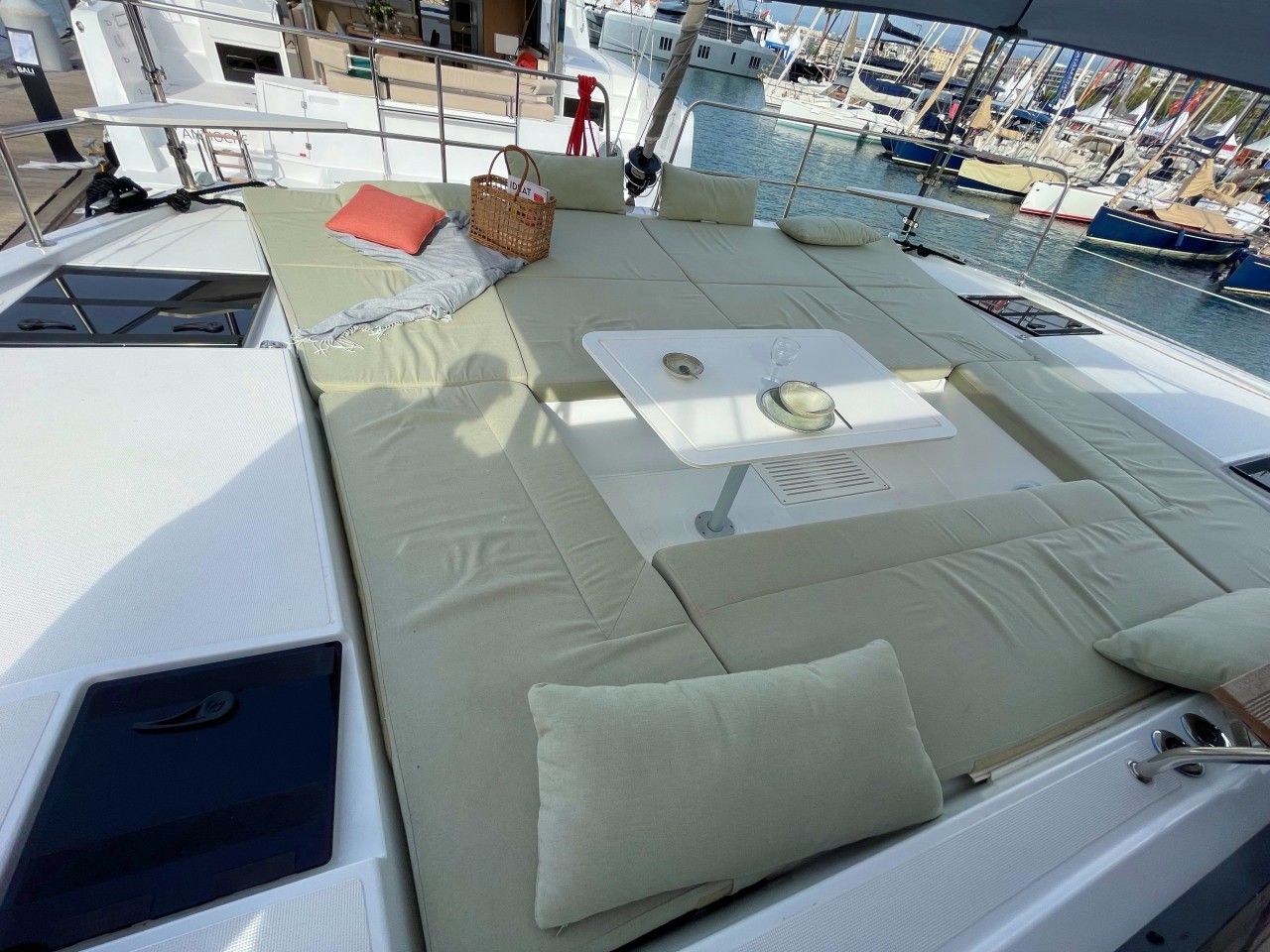 Bali Catsmart OW, Hanna | Yachtcharter Kroatien