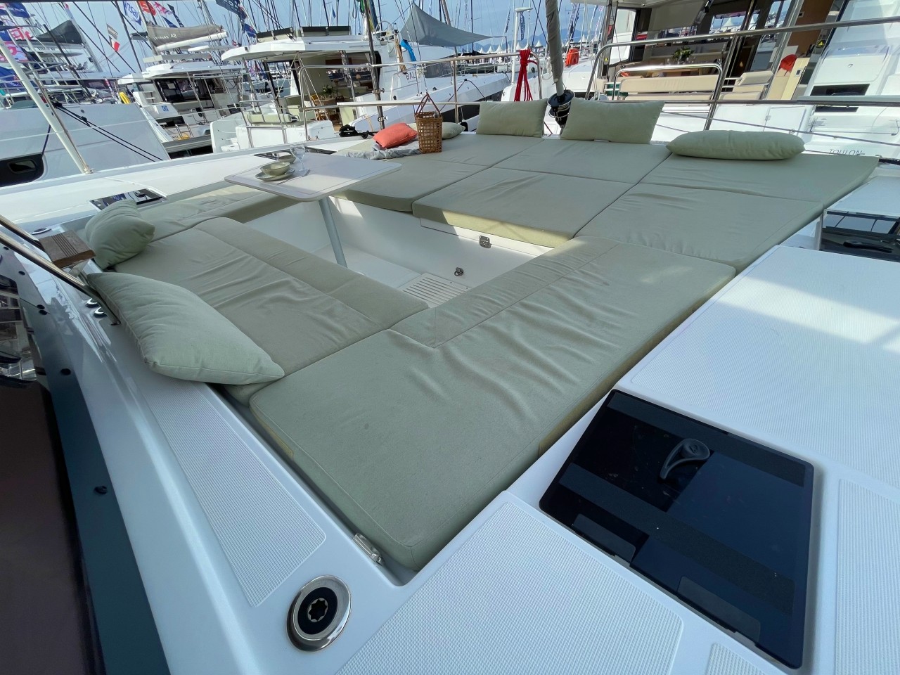Bali Catsmart OW, Hanna | Yachtcharter Kroatien