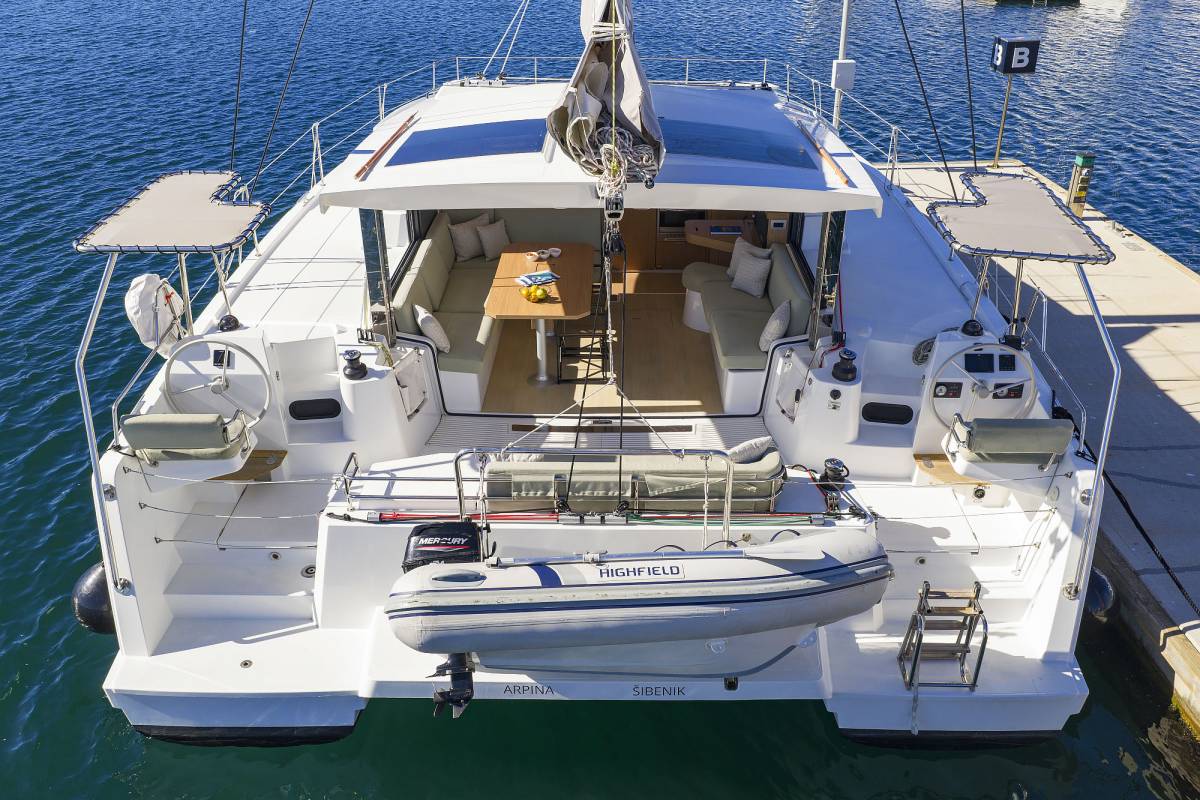 Bali Catsmart, Arpina | Yacht Charter Croatia