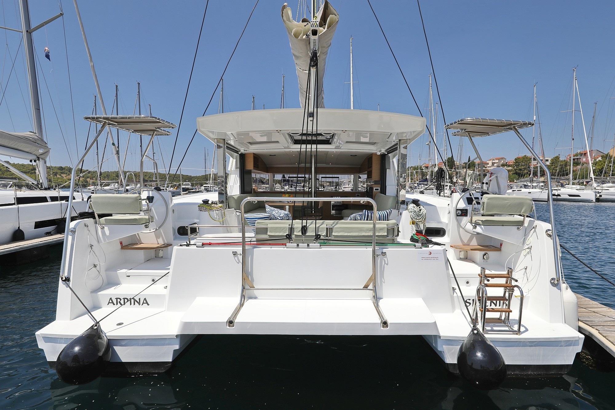 Bali Catsmart, Arpina | Yachtcharter Kroatien