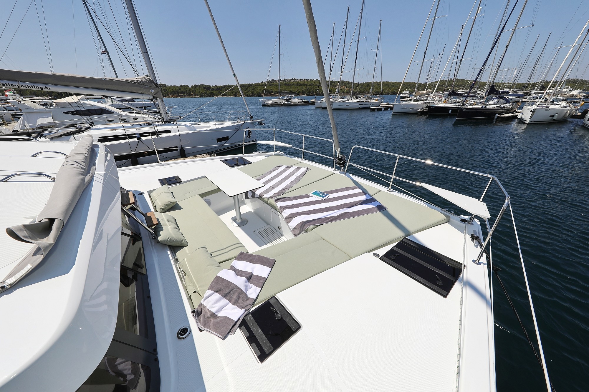 Bali Catsmart, Arpina | Yachtcharter Kroatien