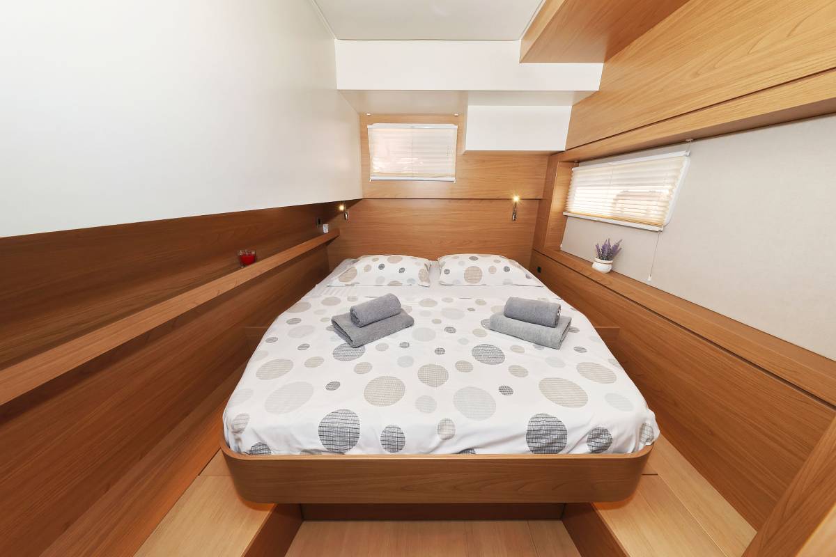 Bali Catsmart, Arpina | Yacht Charter Croatia