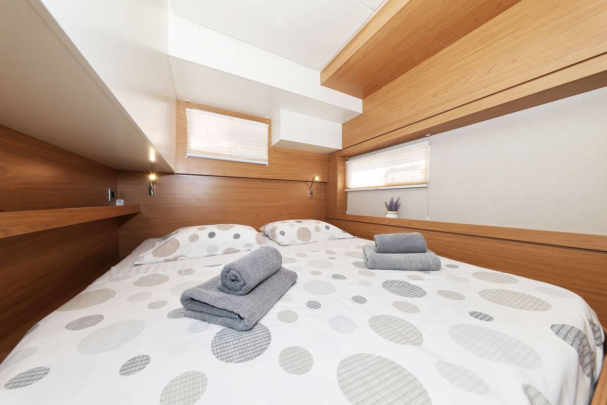 Bali Catsmart, Arpina | Yacht Charter Croatia