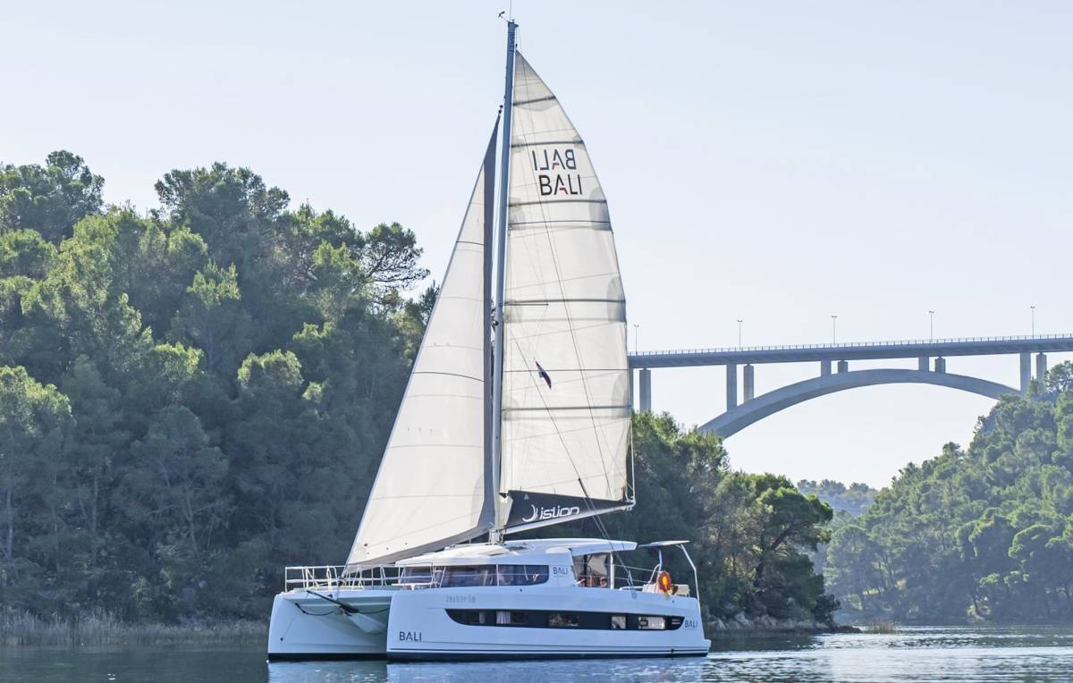 Bali Catsmart, First Flirt | Yacht Charter Croatia