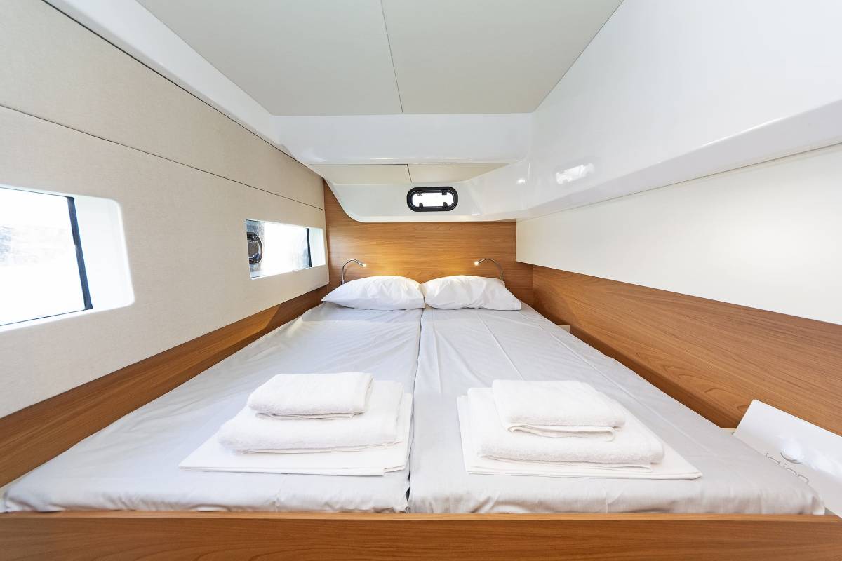 Bali Catsmart, First Flirt | Yacht Charter Croatia