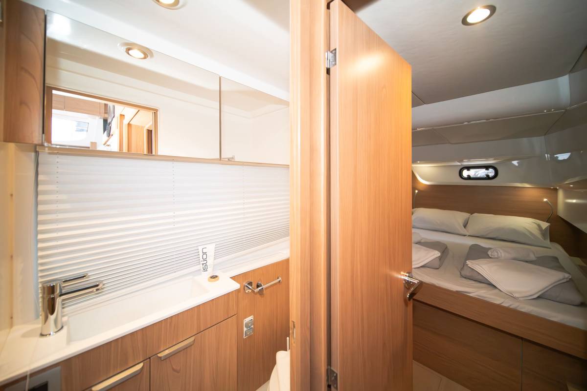 Bali Catsmart, First Whisper | Yacht Charter Croatia