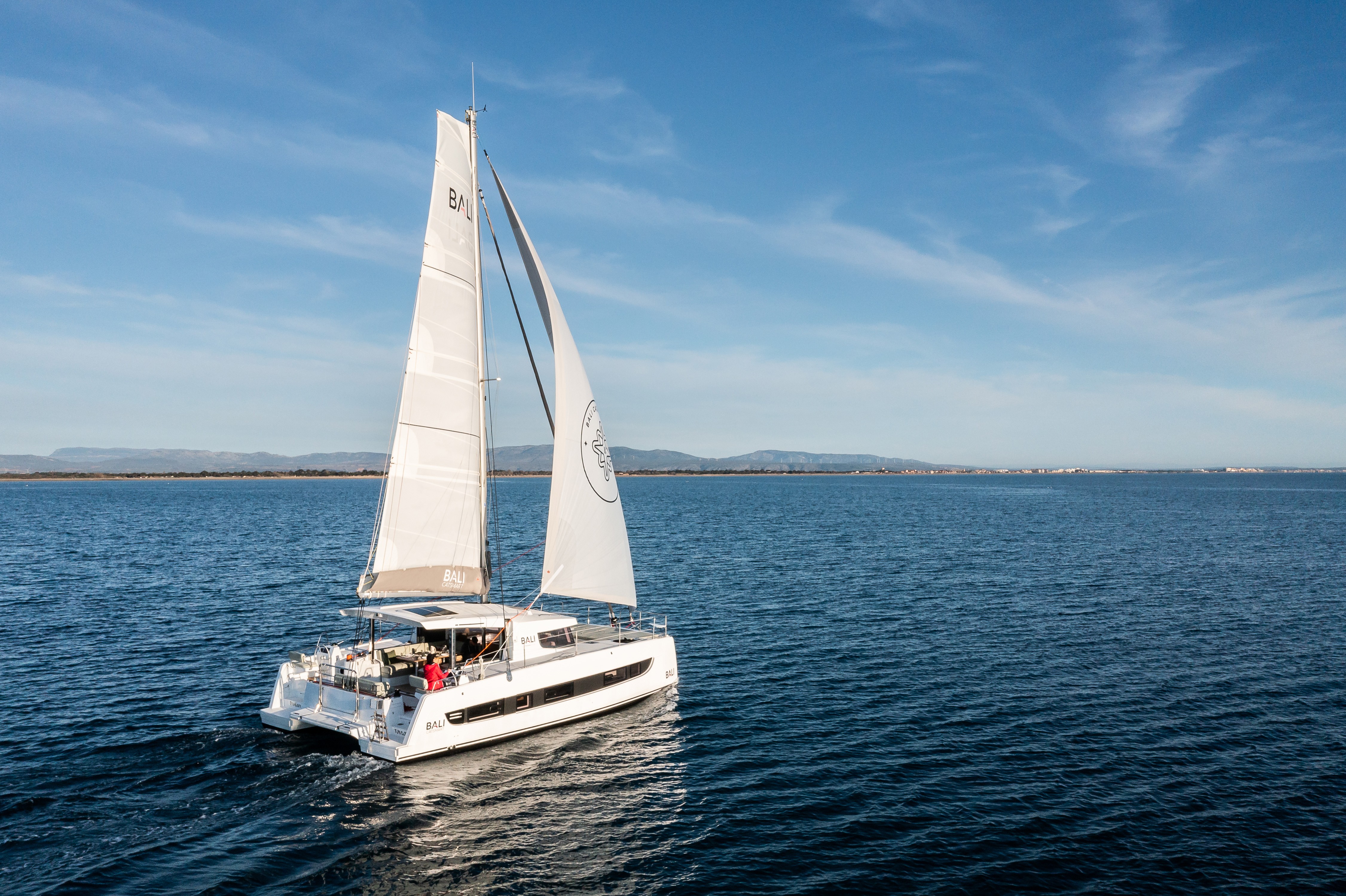 Bali Catsmart, Aventurier | Yacht Charter Croatia
