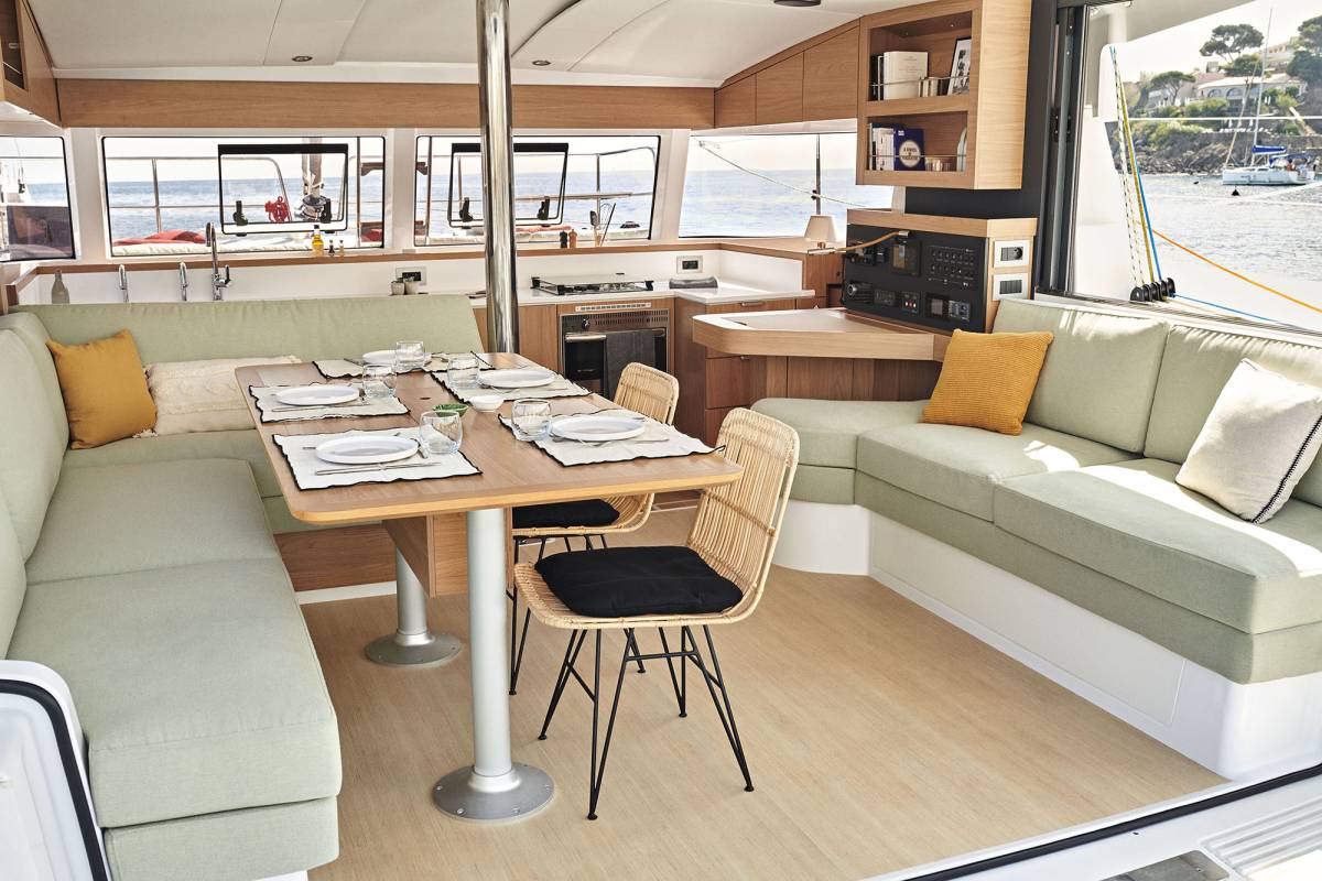 Bali Catsmart, Susanne | Yacht Charter Croatia