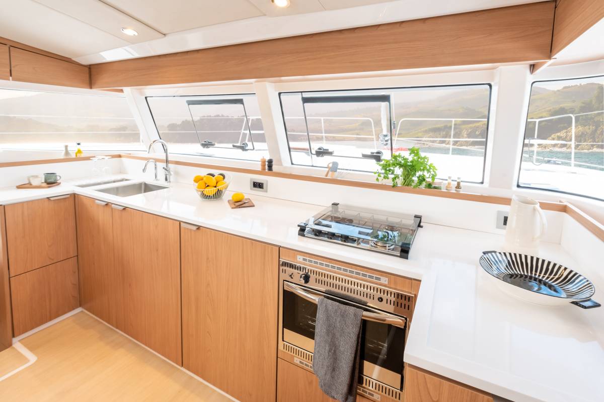 Bali Catsmart, Susanne | Yacht Charter Croatia