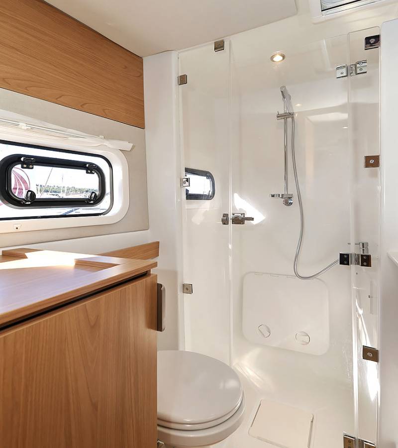 Bali Catspace OW, Warm Breeze | Yacht Charter Croatia