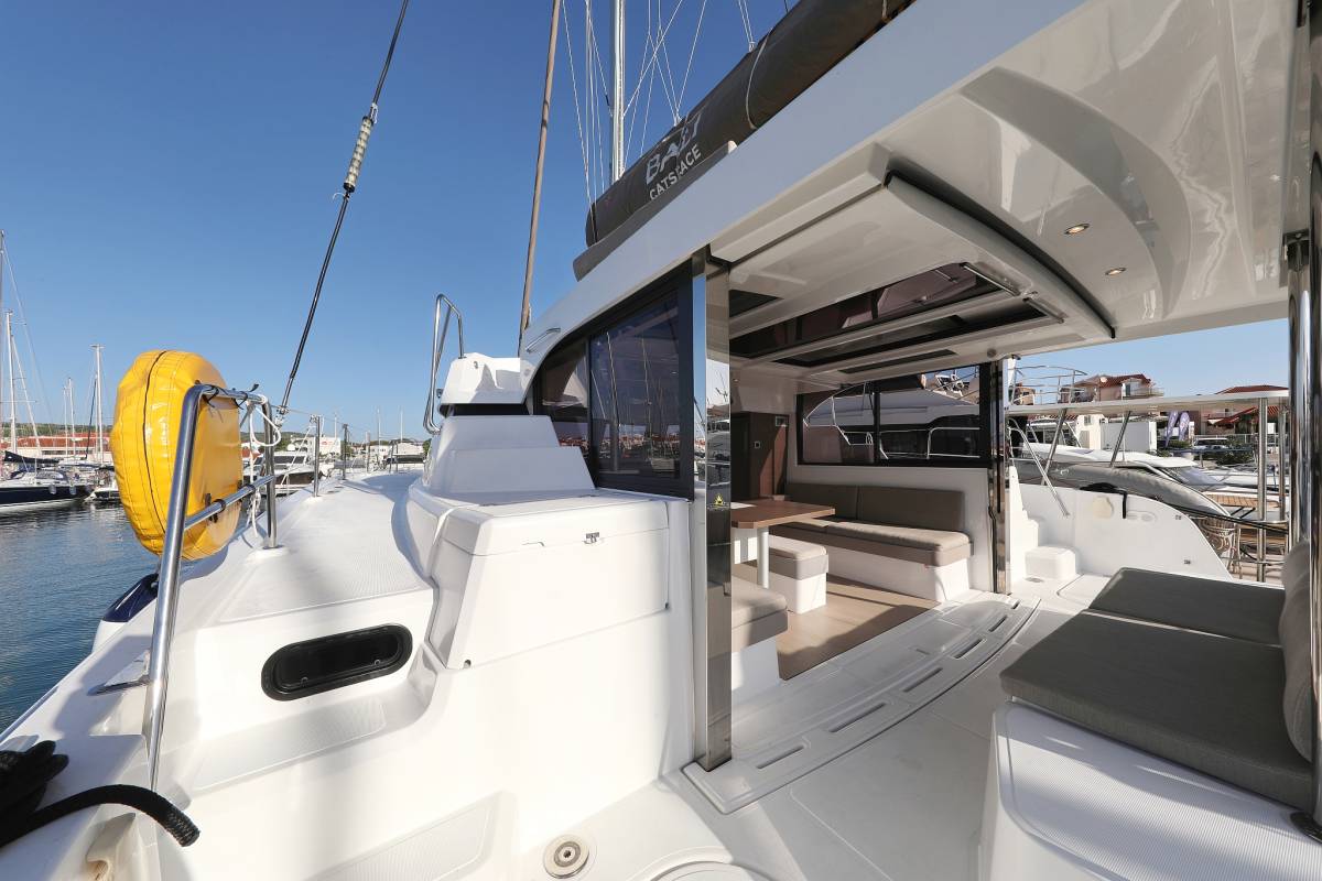 Bali Catspace, Gonggong | Yachtcharter Kroatien