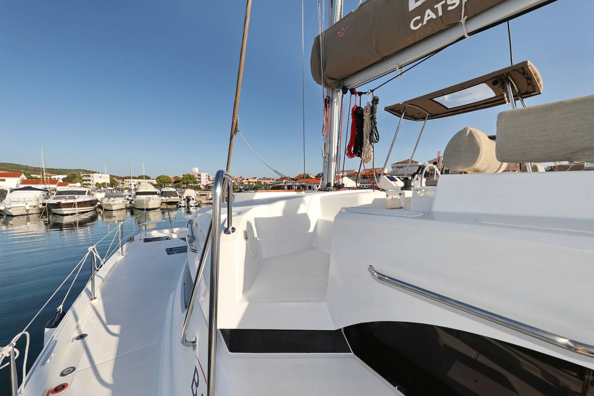 Bali Catspace, Gonggong | Yachtcharter Kroatien