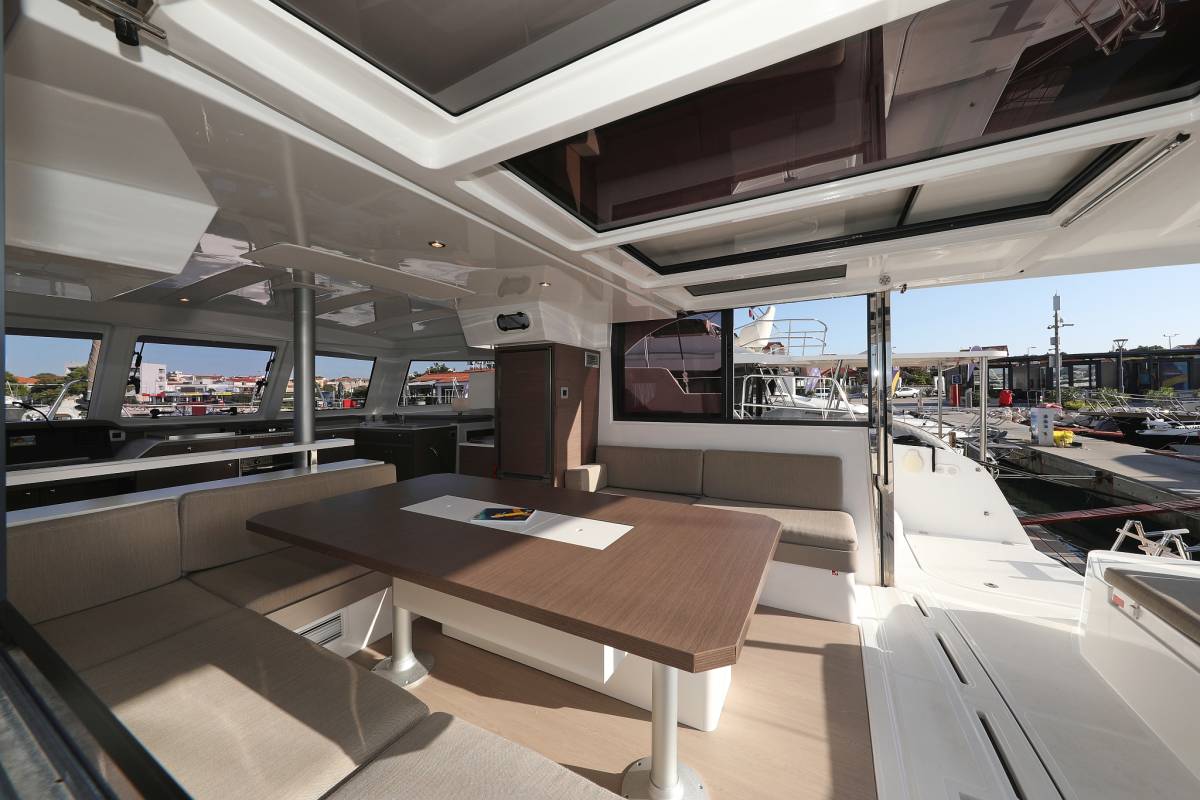 Bali Catspace, Gonggong | Yachtcharter Kroatien