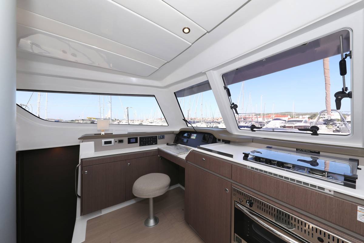 Bali Catspace, Gonggong | Yachtcharter Kroatien