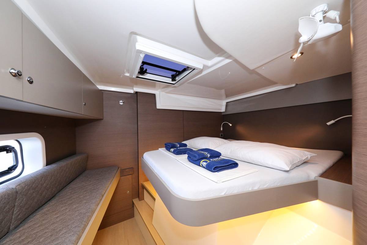 Bali Catspace, Gonggong | Yachtcharter Kroatien