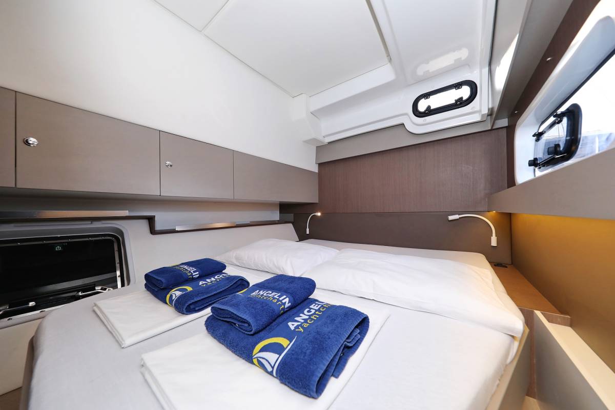 Bali Catspace, Gonggong | Yachtcharter Kroatien