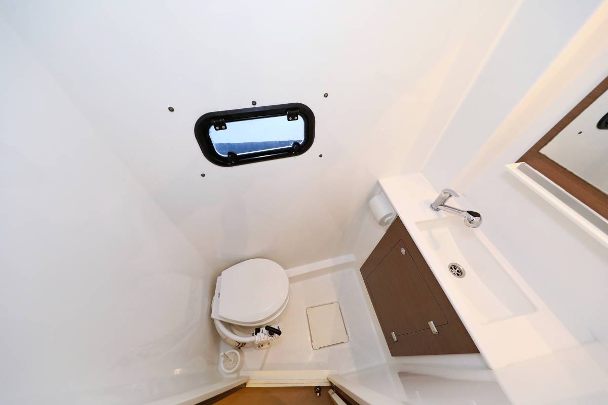 Bali Catspace, Gonggong | Yachtcharter Kroatien