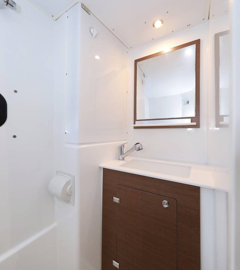 Bali Catspace, Gonggong | Yachtcharter Kroatien