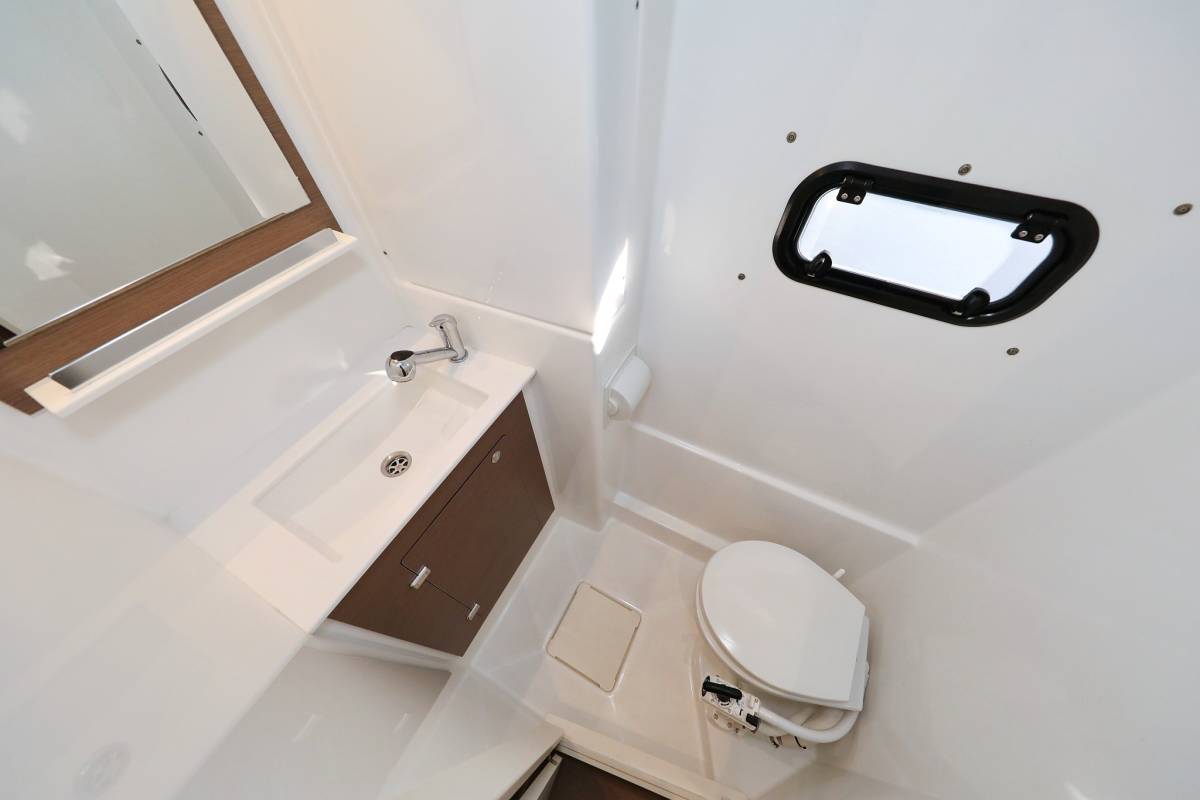 Bali Catspace, Gonggong | Yachtcharter Kroatien