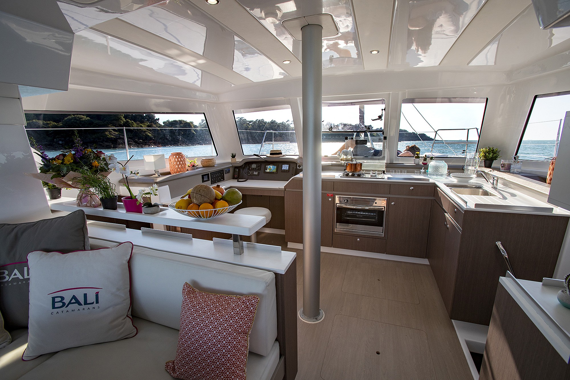 Bali Catspace, Dragonfly | Yacht Charter Croatia