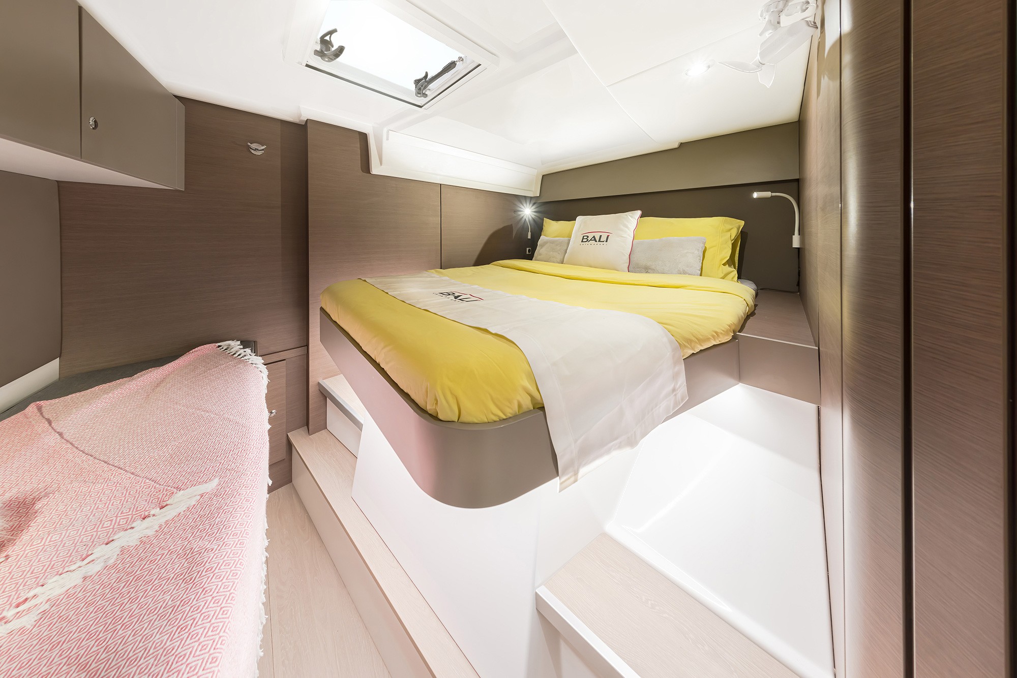 Bali Catspace, Dragonfly | Yacht Charter Croatia