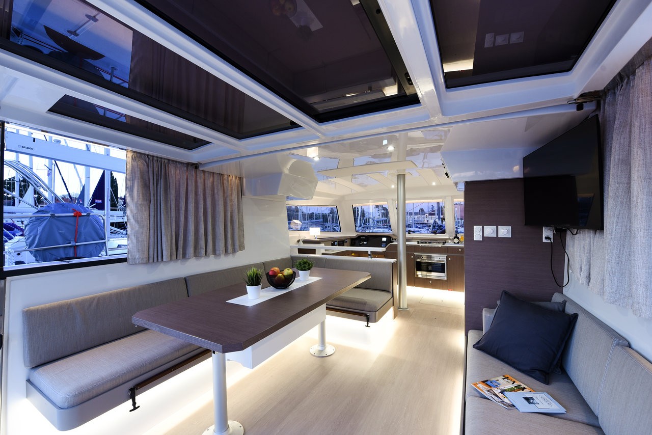 Bali Catspace, Fux 4 Sail | Yacht Charter Croatia