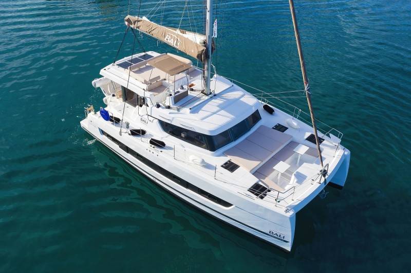 Bali Catspace, Atos | Yacht Charter Croatia