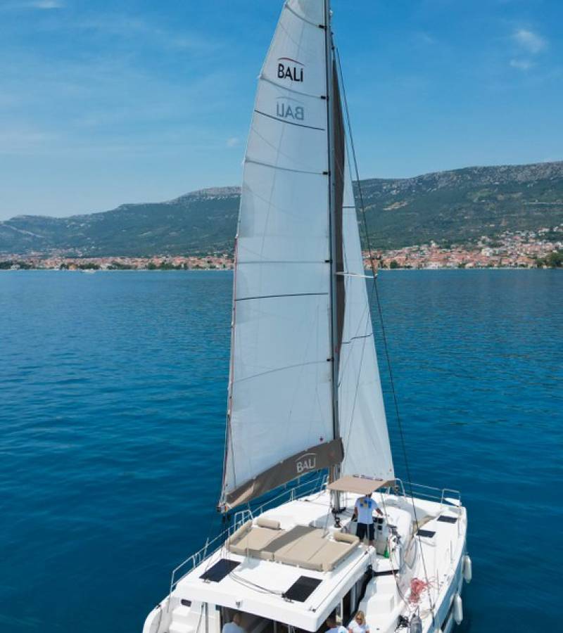 Bali Catspace, Osibova | Yacht Charter Croatia