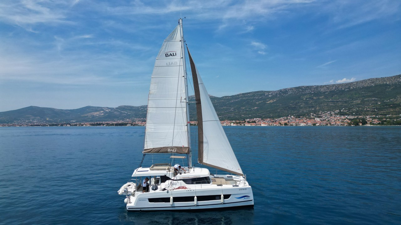 Bali Catspace, Osibova | Yacht Charter Croatia