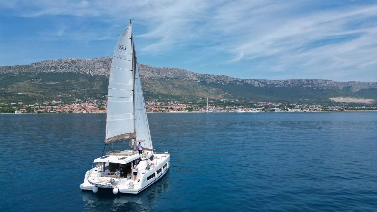 Bali Catspace, Osibova | Yacht Charter Croatia