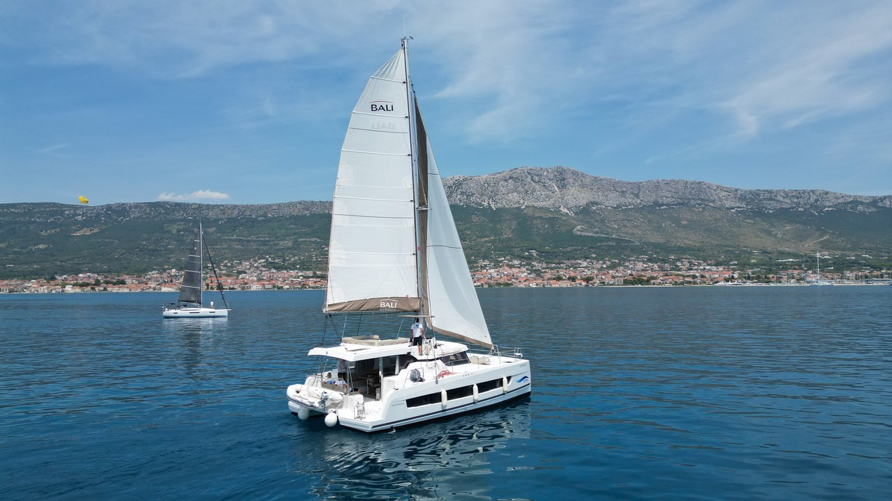 Bali Catspace, Osibova | Yacht Charter Croatia