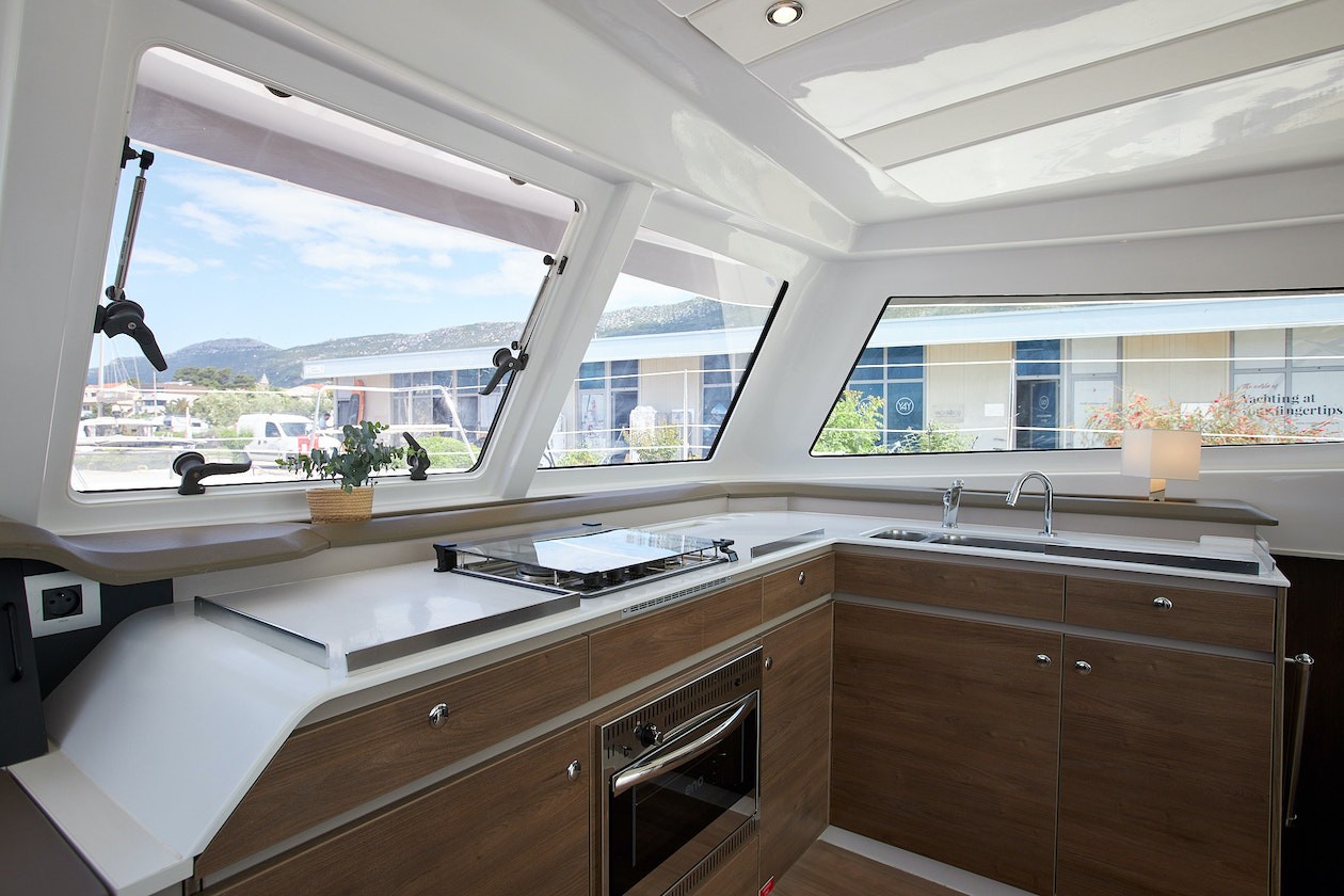 Bali Catspace, Meme | Noleggio di Yacht Croazia