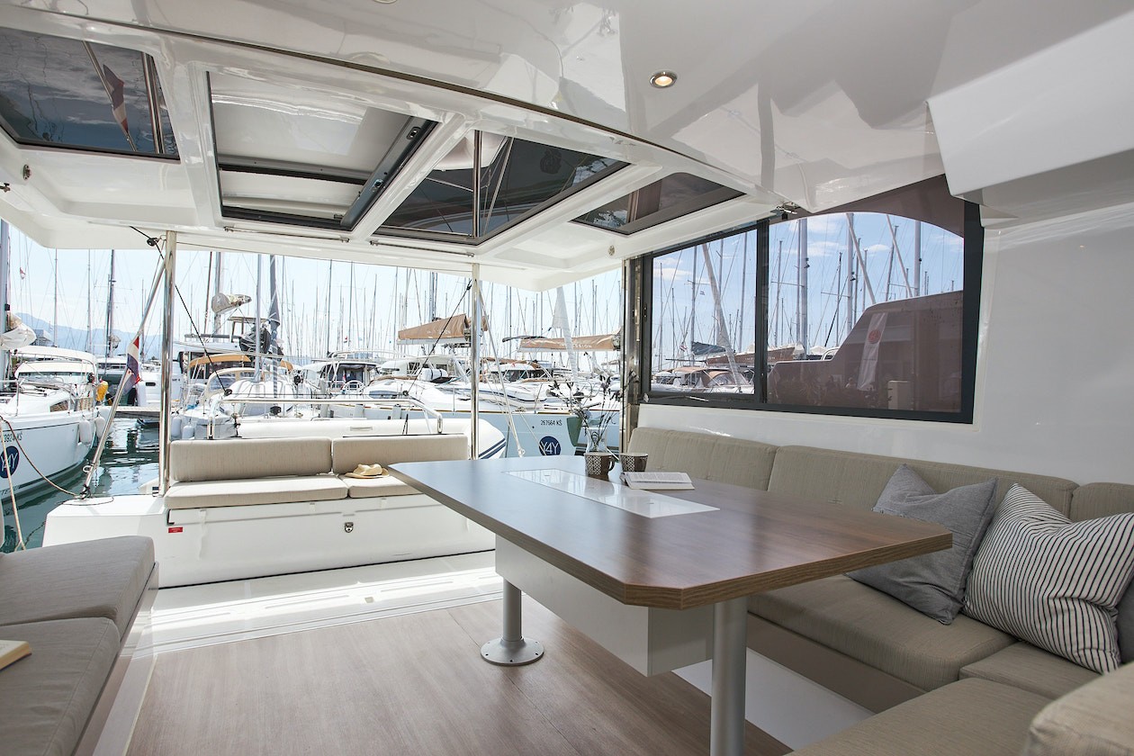 Bali Catspace, Meme | Noleggio di Yacht Croazia