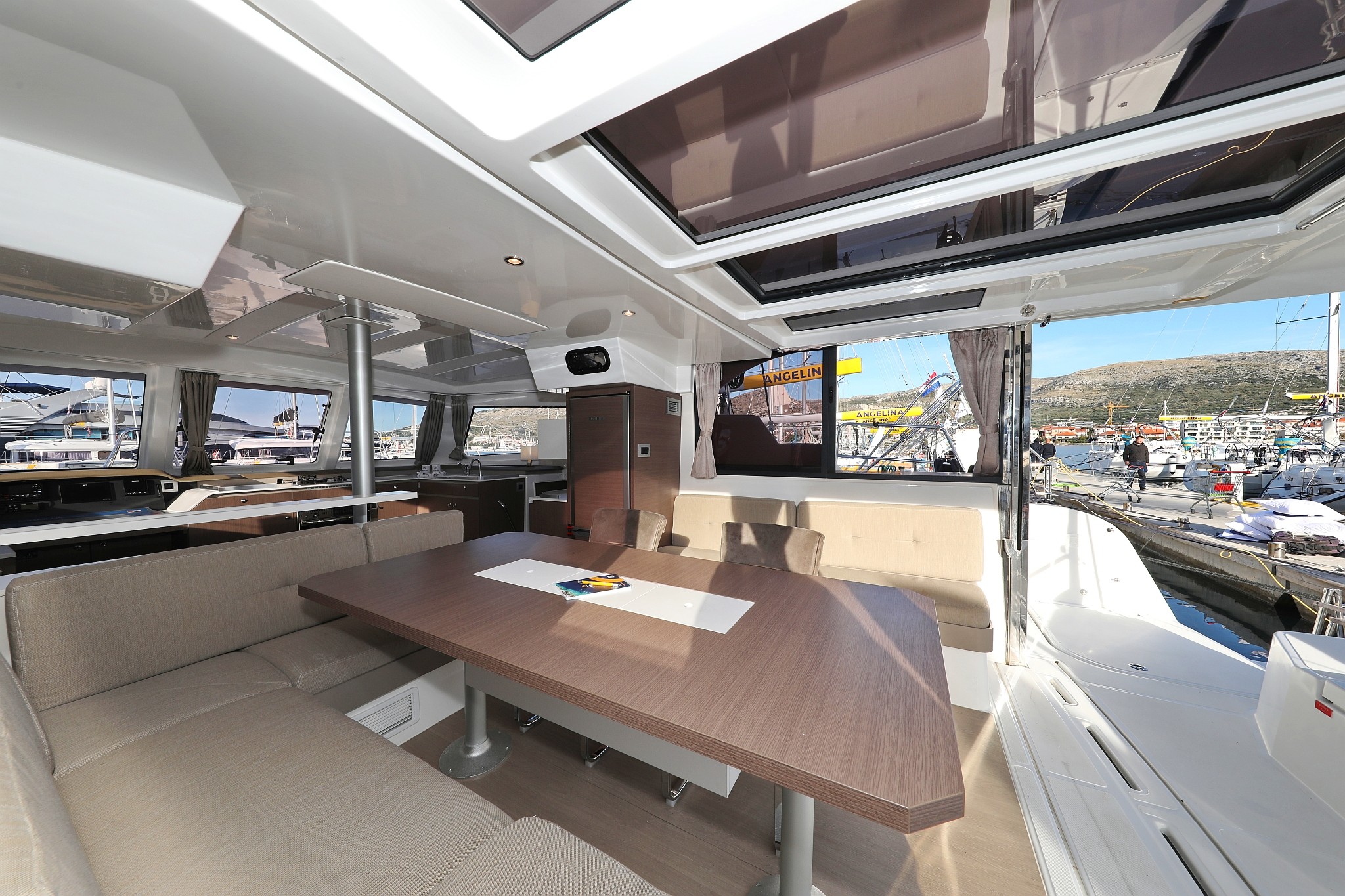 Bali Catspace, Sea Office | Yacht Charter Croatia
