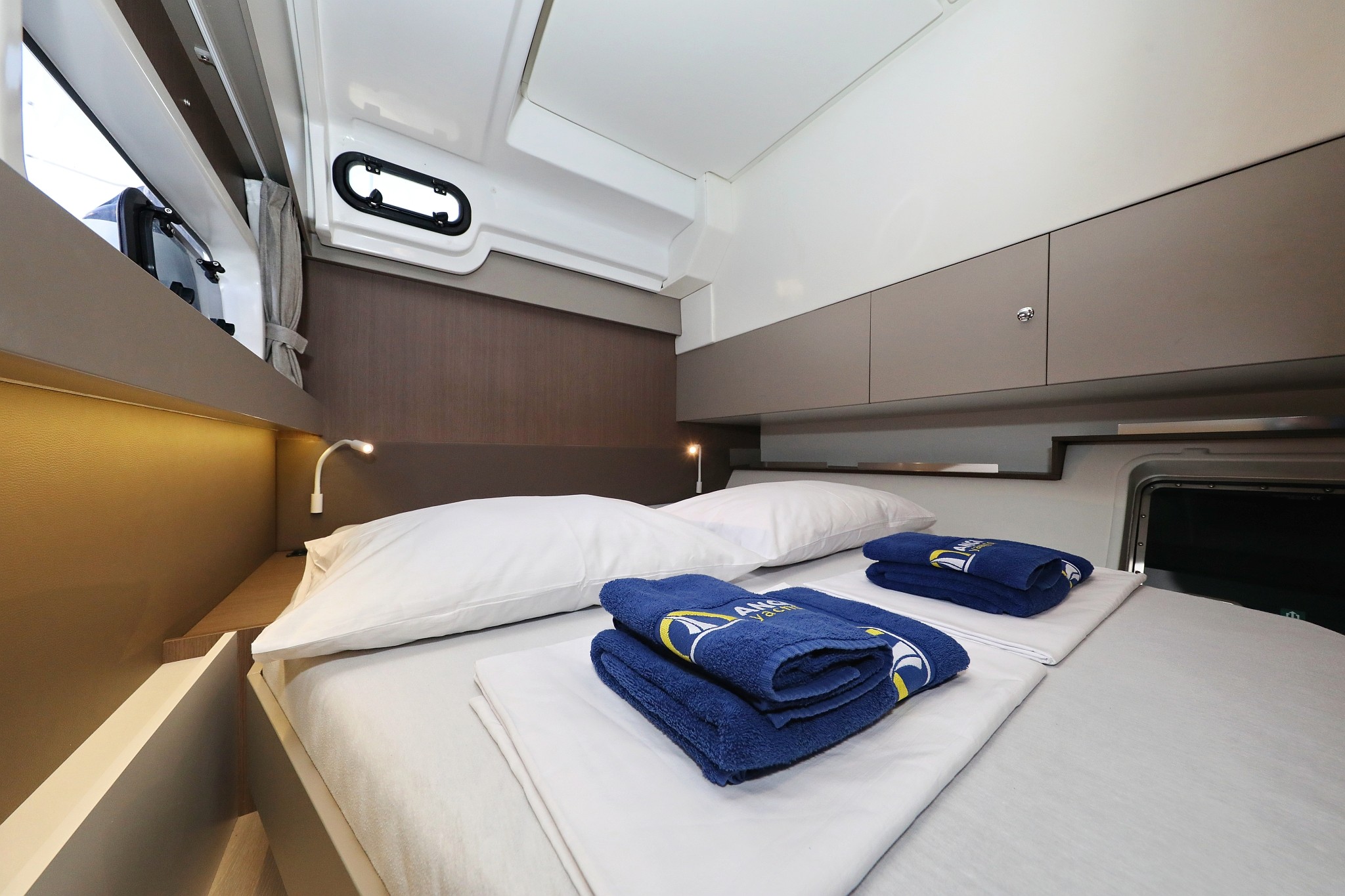 Bali Catspace, Sea Office | Yacht Charter Croatia