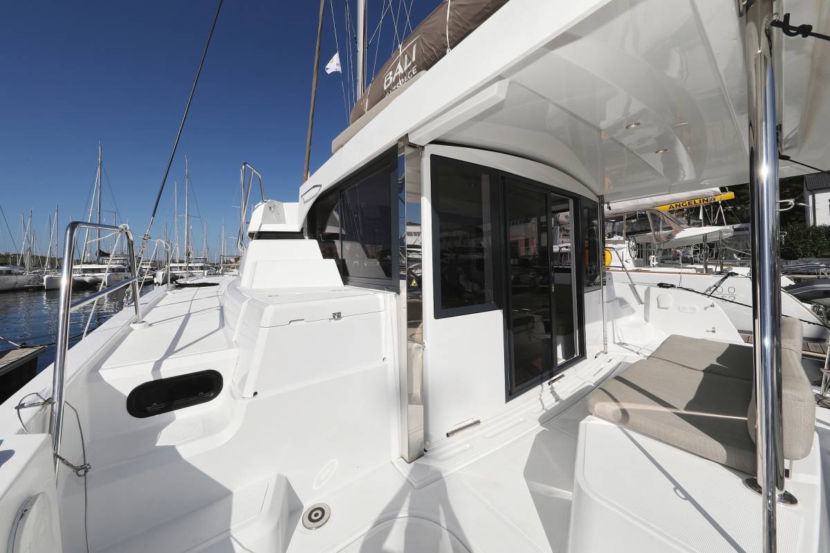 Bali Catspace, 4 Friends | Yacht Charter Croatia